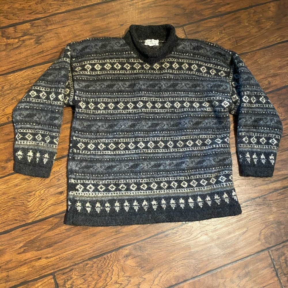 100% alpaca sweater large Bolivia made organic
